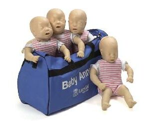 Laerdal - Ensemble de Mannequins Bébé Anne (4 mannequins par paquet)